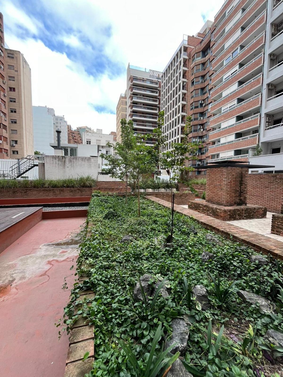 Jardines De Oro